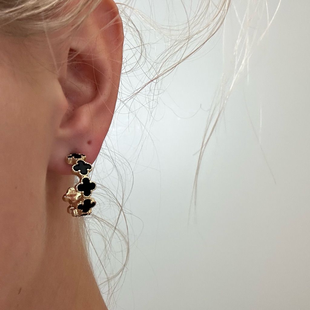 Altard State Clover Earrings 10$